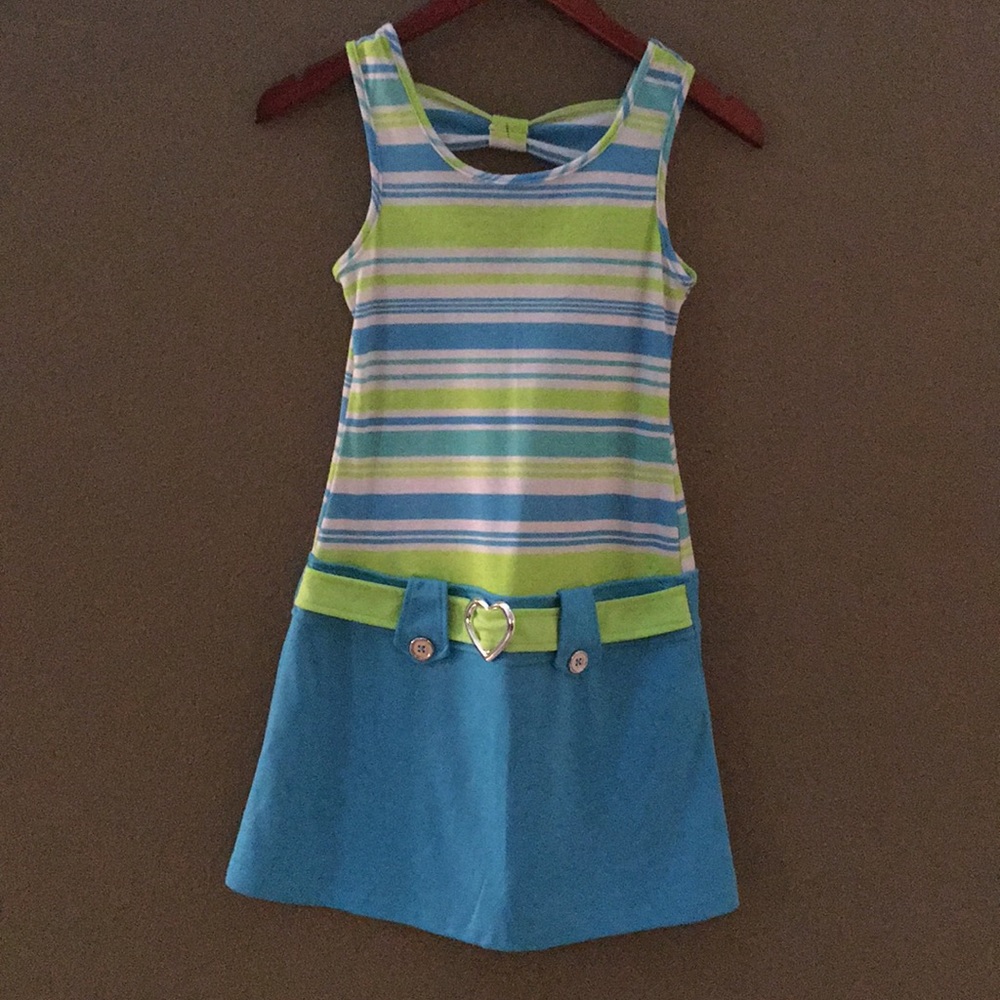 Girls dress